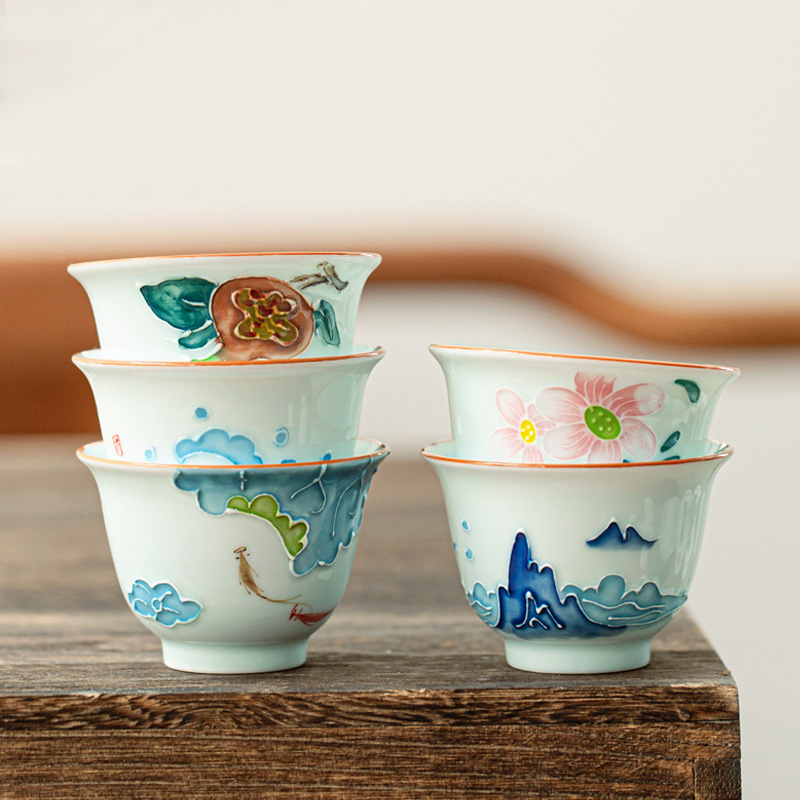 Celadon Ceramic Cup - كوب شاي الكونغ فو مطلي يدويًا